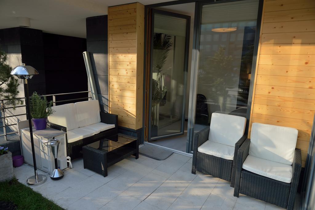 Garden Apartment Cracow- Shopping Mall 1Min, Underground Parking, Family Friendly, City Center Krasków Exterior foto