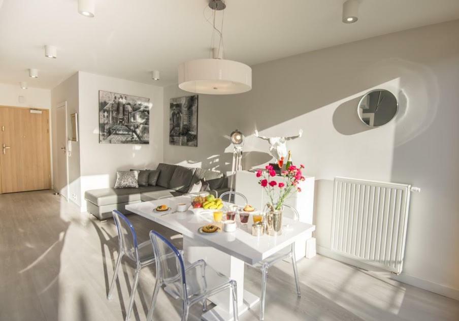 Garden Apartment Cracow- Shopping Mall 1Min, Underground Parking, Family Friendly, City Center Krasków Exterior foto