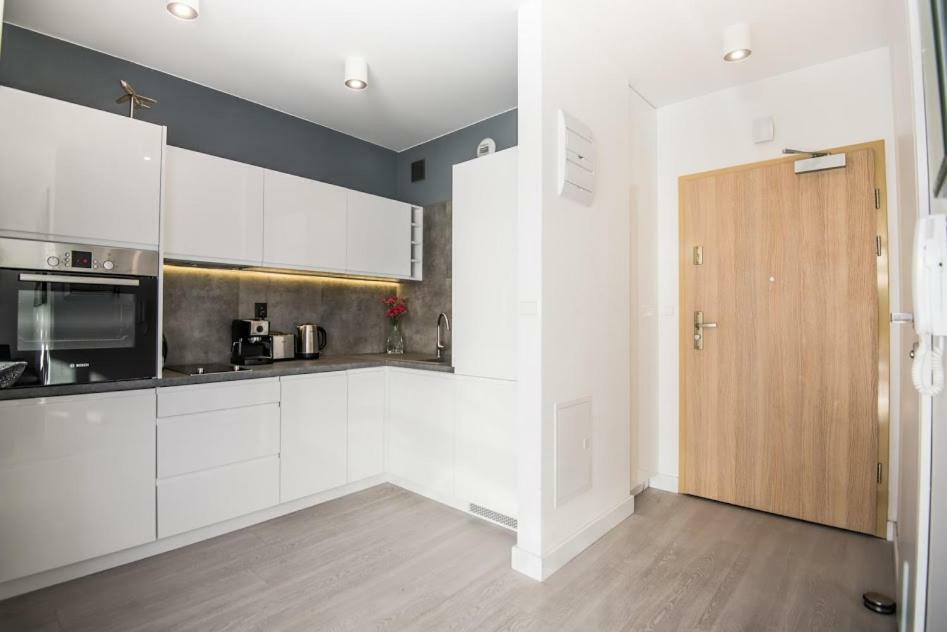 Garden Apartment Cracow- Shopping Mall 1Min, Underground Parking, Family Friendly, City Center Krasków Exterior foto