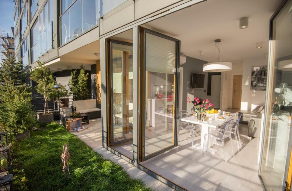Garden Apartment Cracow- Shopping Mall 1Min, Underground Parking, Family Friendly, City Center Krasków Exterior foto
